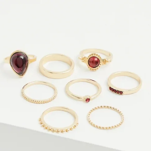 🆕GOLD-TONE FAUX RUBY STONE RING SET - SET OF 8 💍 - Picture 1 of 2